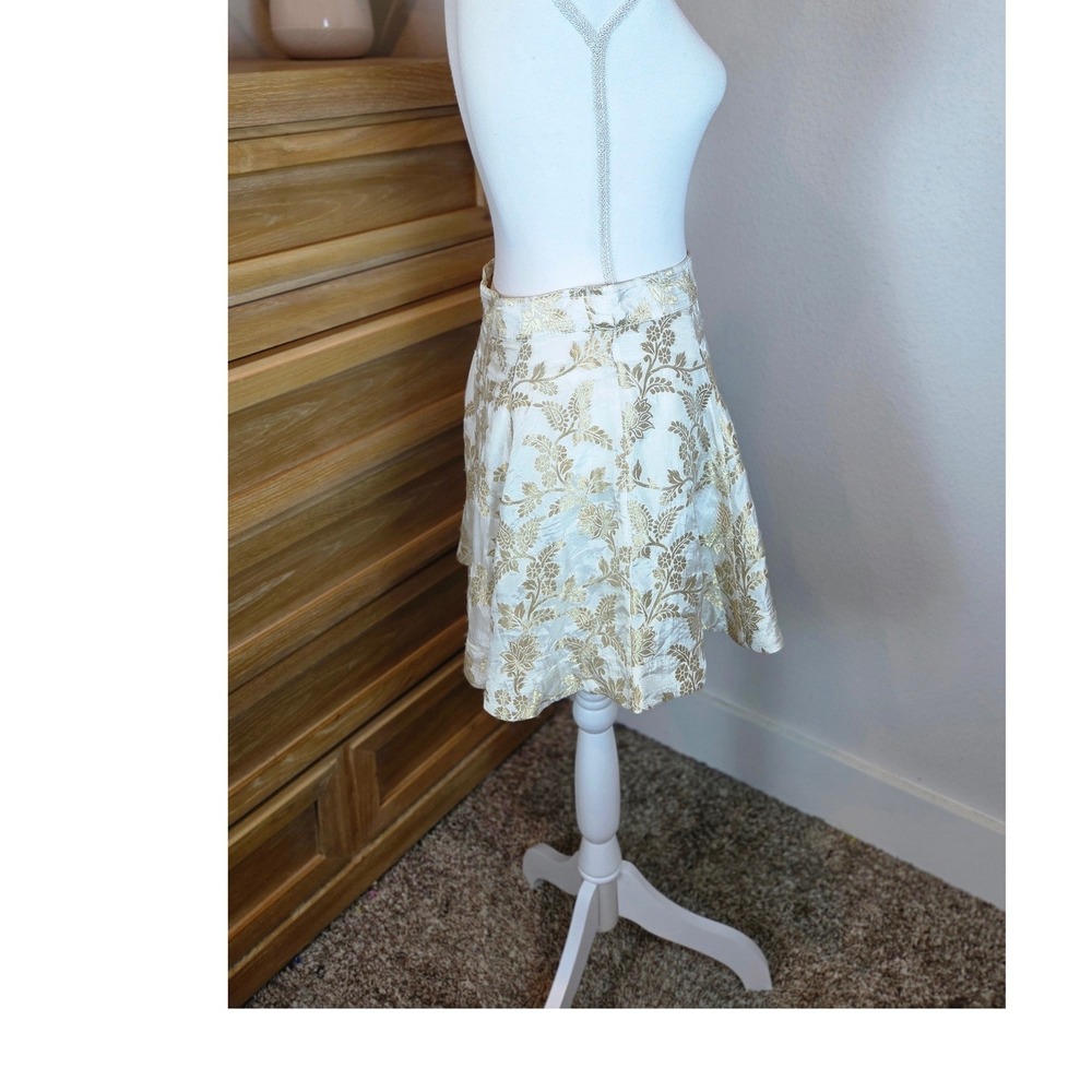 by TiMo White Gold Metallic Floral Brocade Mini Skirt Womens Size S Luxe Elegant - Picture 13 of 13